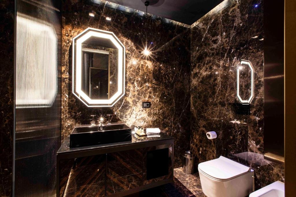 U-Visionary Roma Hotel