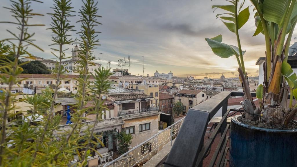 U-Visionary Roma Hotel